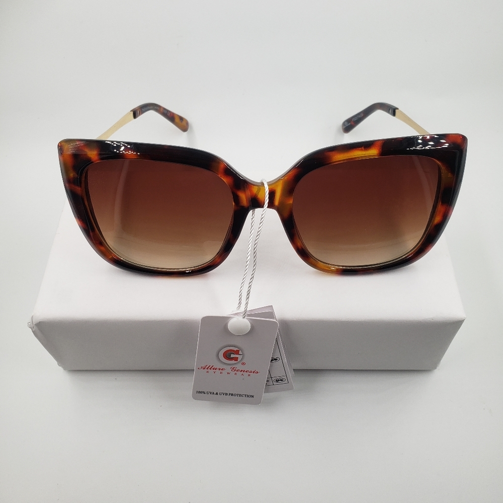 Women's rhinestone embellished sunglasses.